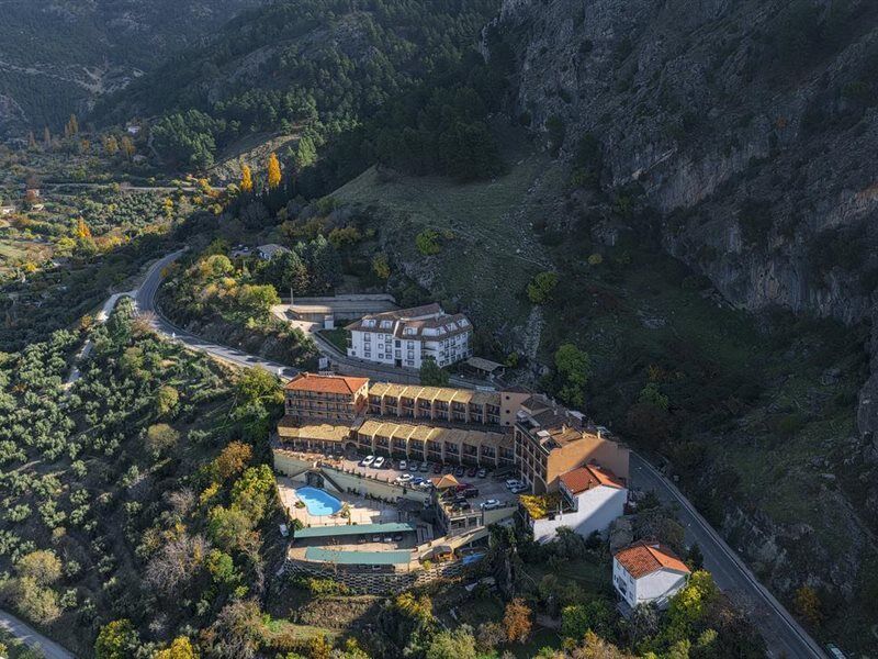 Hotel Sierra De Cazorla & Spa 3* エクステリア 写真